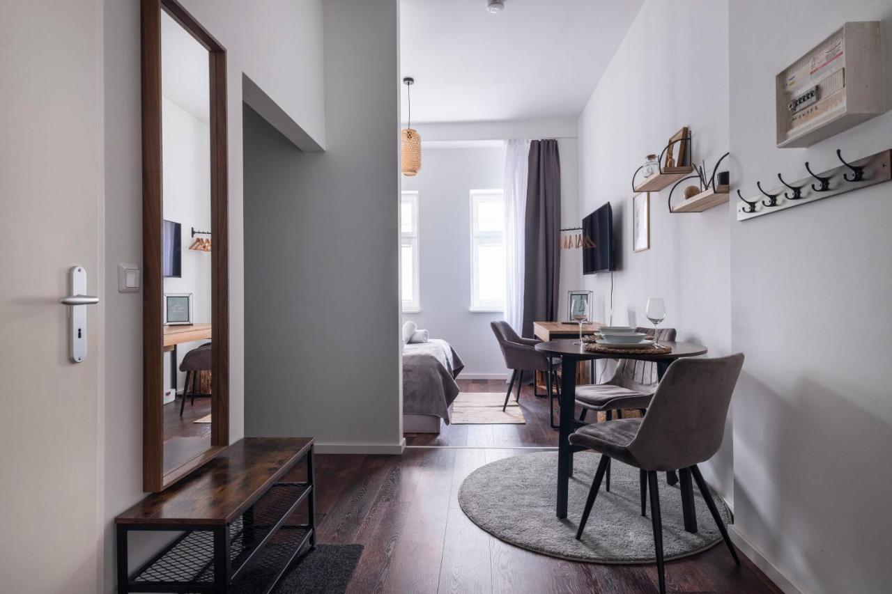 Central Apartment In Heart Of Berlin Eksteriør billede